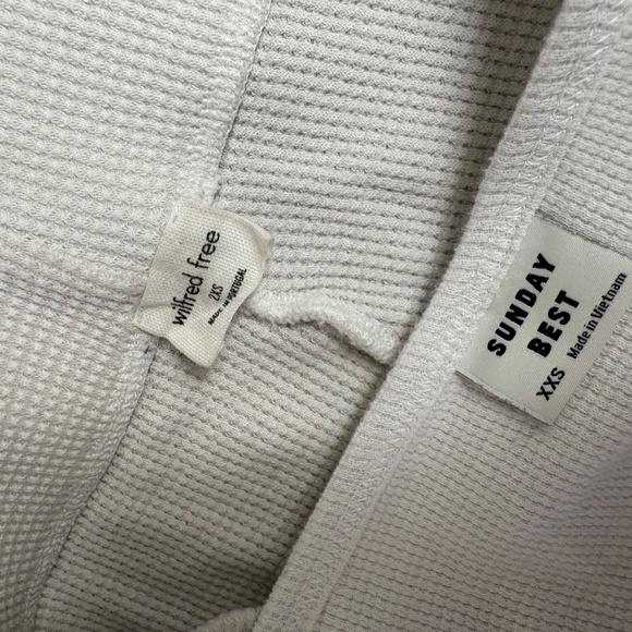 Aritzia Lounge set - Picture 4 of 5